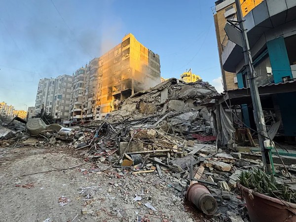 İran’nın Yüksek Riskli Stratejisi! Tahran’ın “Mozaik Savunma” Taktiği